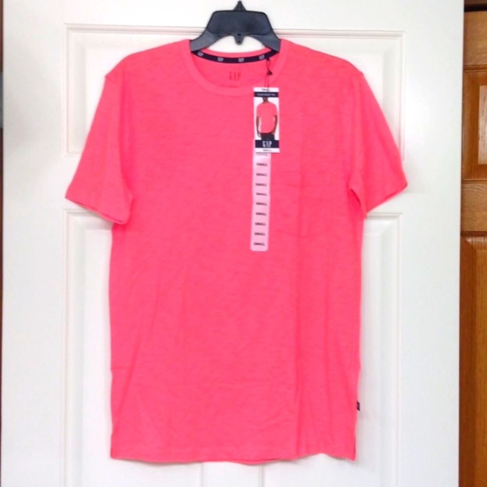 GAP NWT 100% COTTON PINK SIZE SMALL TEE SHIRT $29.95